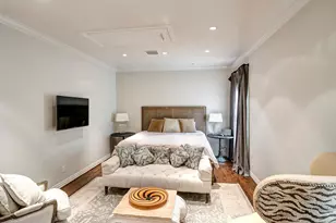 3440 Locke Ln, Houston, TX 77027 - Photo 16