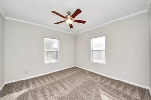 3703 Lila St, Houston, TX 77026 - Photo 32