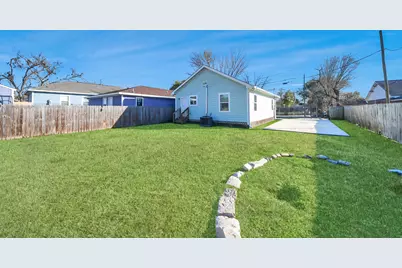 3703 Lila Street, Houston, TX 77026 - Photo 40