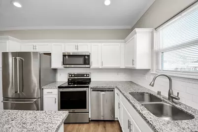 3703 Lila Street, Houston, TX 77026 - Photo 12