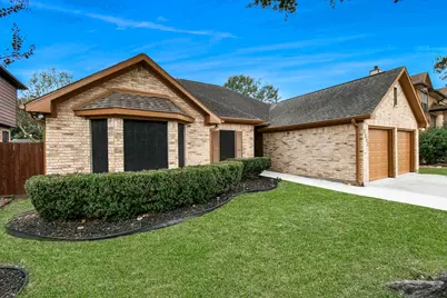 8802 Kensington Court, La Porte, TX 77571 - Photo 1