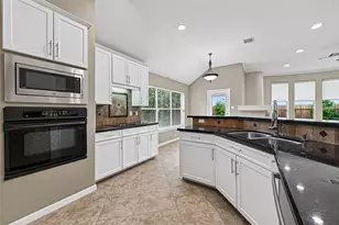 1103 Parkhaven Ln, Houston, TX 77077 - Photo 16