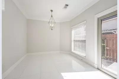 207 Victoria Way, Friendswood, TX 77546 - Photo 12