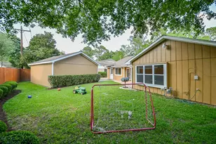 2815 Manila Ln, Houston, TX 77043 - Photo 28