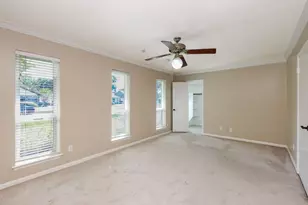 2815 Manila Ln, Houston, TX 77043 - Photo 6