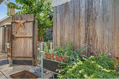 10324 Briar Forest Drive #28, Houston, TX 77042 - Photo 20