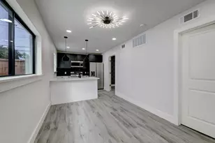 2403 Cleburne St, Houston, TX 77004 - Photo 6