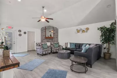 3318 S Greenpark Drive, Houston, TX 77082 - Photo 2