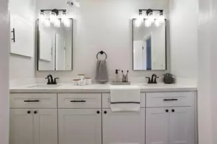 11822 S Perry Ave, Houston, TX 77071 - Photo 18