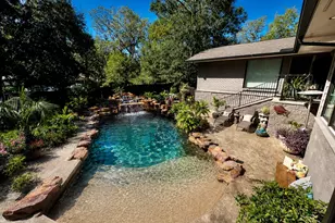 5 Tree Frog Dr, Houston, TX 77074 - Photo 18
