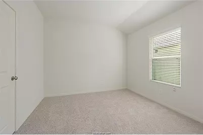 5521 Fox Bluff Drive, Bryan, TX 77807 - Photo 10