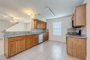 5646 Tiger Lilly Way, Houston, TX 77085 - Photo 8