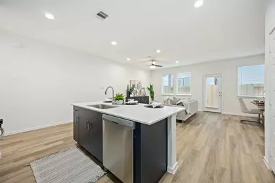 7612 Inwood Grove Lane, Houston, TX 77088 - Photo 16