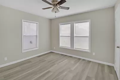 511 William Avenue, Baytown, TX 77520 - Photo 8