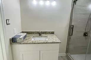 640 Wilcrest Dr, Houston, TX 77042 - Photo 24