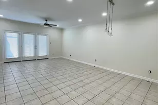 640 Wilcrest Dr, Houston, TX 77042 - Photo 16