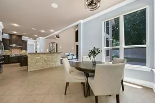 2304 Halls Creek Ct, Friendswood, TX 77546 - Photo 18