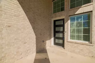 114 Hidden Peak Dr, Montgomery, TX 77316 - Photo 4