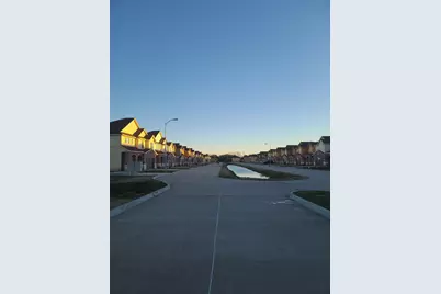 11135 Beverley Park Street, Sugar Land, TX 77498 - Photo 2