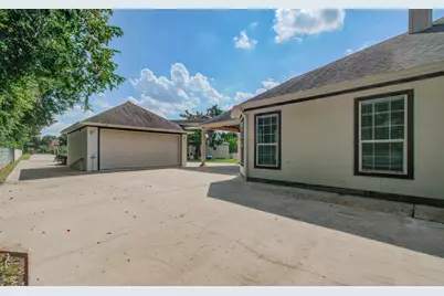 10202 Brighton Ln Lane, Houston, TX 77031 - Photo 2