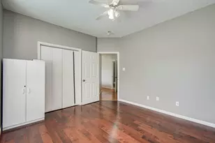 10202 Brighton Ln Ln, Houston, TX 77031 - Photo 42