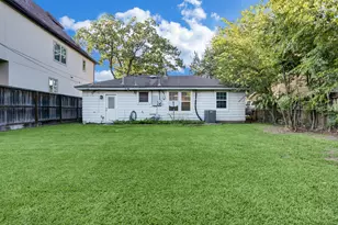 4419 Cynthia, Bellaire, TX 77401 - Photo 16