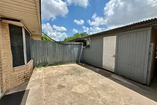 13517 Castilian Dr, Houston, TX 77015 - Photo 18