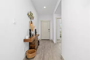 8110 Milam Ln, Rosharon, TX 77583 - Photo 6