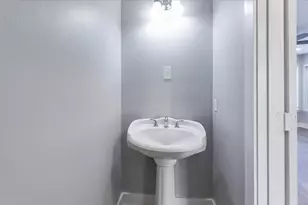 3819 W Traditions Ct, Houston, TX 77082 - Photo 20