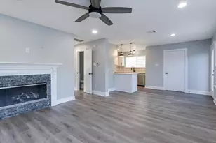 3819 W Traditions Ct, Houston, TX 77082 - Photo 18