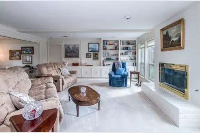 5615 Green Springs Drive, Houston, TX 77066 - Photo 12