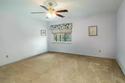 5615 Green Springs Drive, Houston, TX 77066 - Photo 18