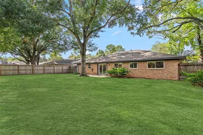 5723 Spellman Road, Houston, TX 77096 - Photo 24
