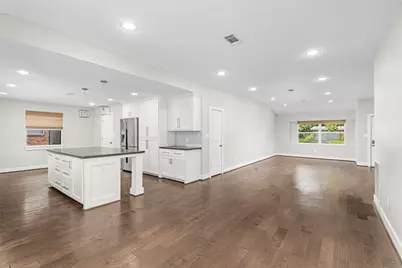 5723 Spellman Road, Houston, TX 77096 - Photo 10