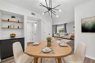 1811 Stoney Brook Dr, Houston, TX 77063 - Photo 2