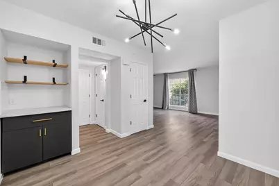 1811 Stoney Brook Drive #91, Houston, TX 77063 - Photo 1