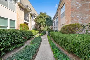 1811 Stoney Brook Dr, Houston, TX 77063 - Photo 40