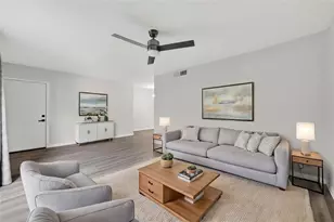 1811 Stoney Brook Dr, Houston, TX 77063 - Photo 14