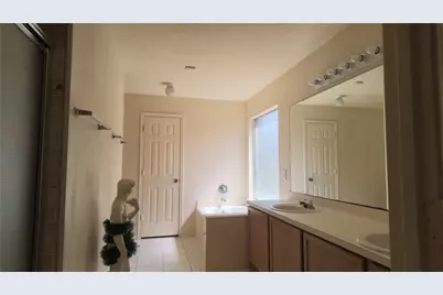 13519 Elder Bridge Drive, Sugar Land, TX 77498 - Photo 12