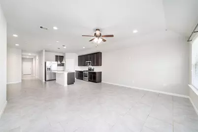 8307 Oakleaf Meadow Court, Rosharon, TX 77583 - Photo 10