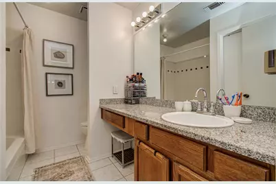 11315 Chelsea Walk Drive, Houston, TX 77066 - Photo 14