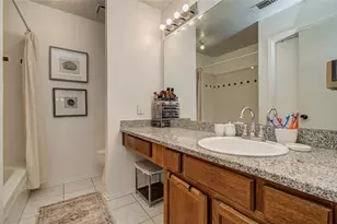 11315 Chelsea Walk Dr, Houston, TX 77066 - Photo 14