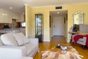8211 Katy Fwy, Houston, TX 77024 - Photo 4