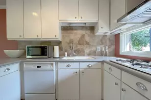 8211 Katy Fwy, Houston, TX 77024 - Photo 6