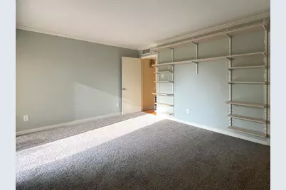 8211 Katy Freeway #17, Houston, TX 77024 - Photo 16
