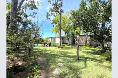 8211 Katy Freeway #17, Houston, TX 77024 - Photo 30
