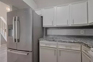 8612 Dairy View Ln, Houston, TX 77072 - Photo 16