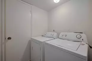 8612 Dairy View Ln, Houston, TX 77072 - Photo 18