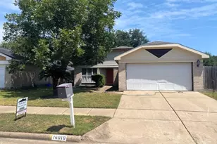 16010 Vista Del Mar Dr, Houston, TX 77083 - Photo 1