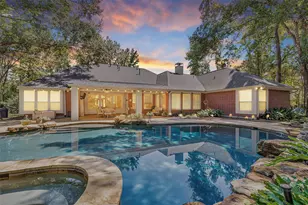 13262 Meadow Creek Ln, Conroe, TX 77302 - Photo 2